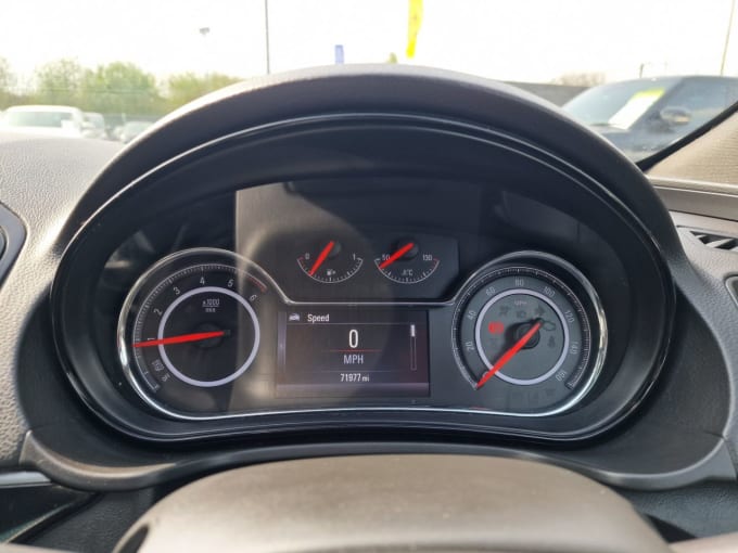 2025 Vauxhall Insignia