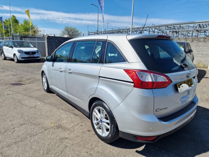 2025 Ford Grand C-max