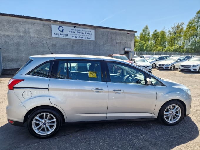 2025 Ford Grand C-max