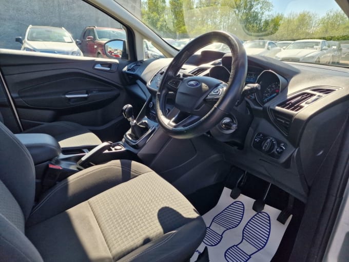 2025 Ford Grand C-max