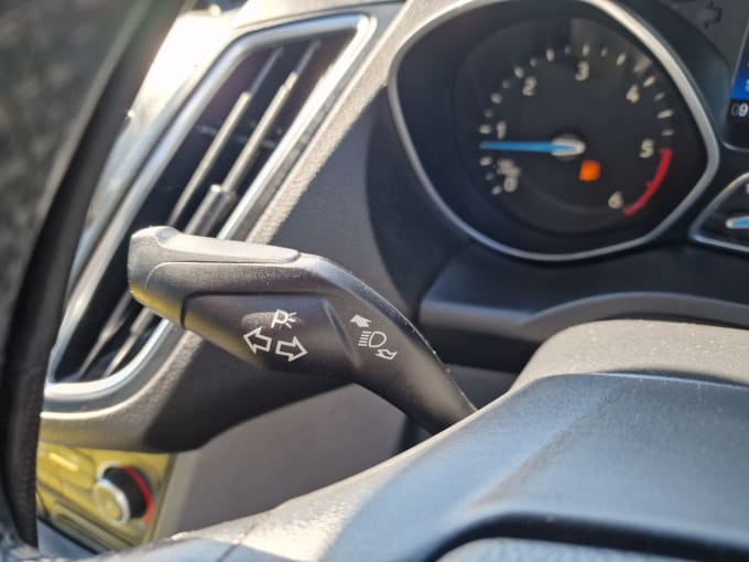 2025 Ford Grand C-max