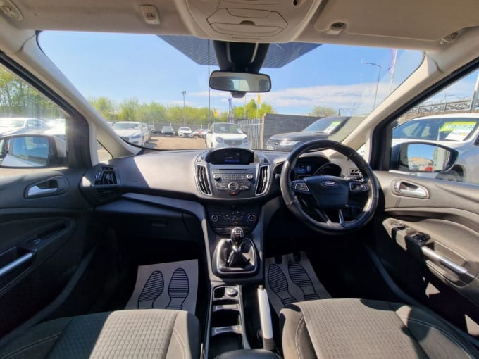 2025 Ford Grand C-max