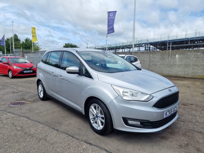 2025 Ford Grand C-max