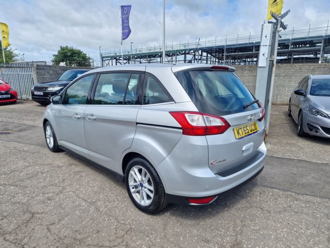 2025 Ford Grand C-max