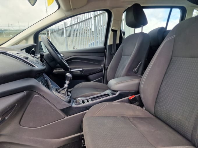 2025 Ford Grand C-max