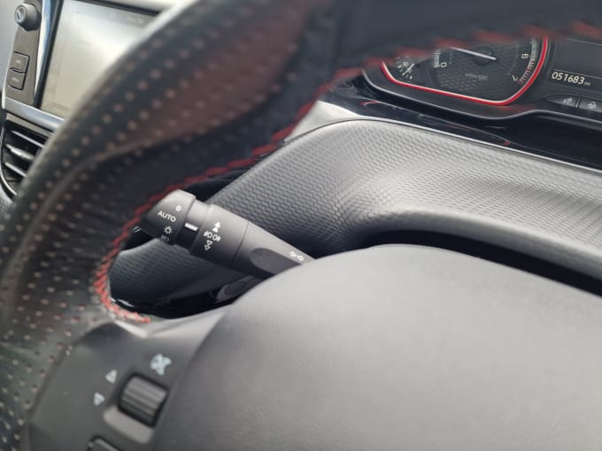 2025 Peugeot 2008