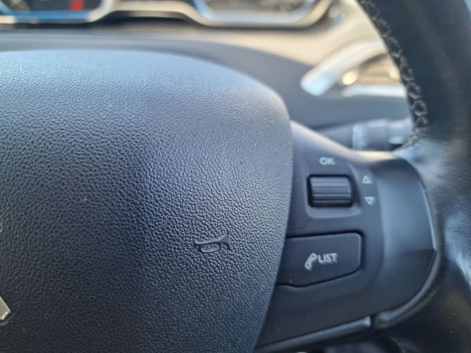 2025 Peugeot 2008