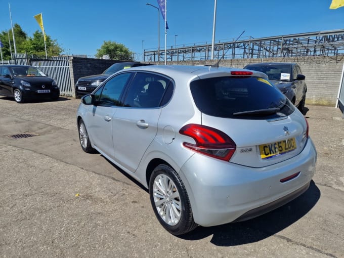 2025 Peugeot 208