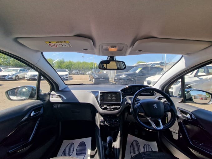 2025 Peugeot 208