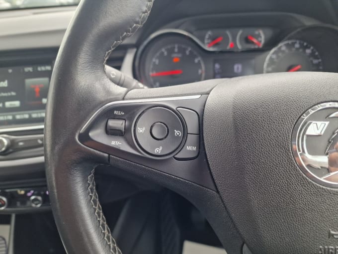 2025 Vauxhall Crossland X