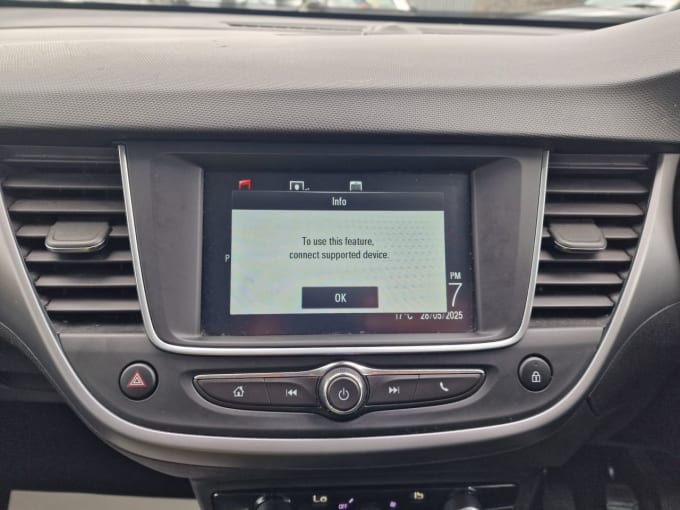 2025 Vauxhall Crossland X
