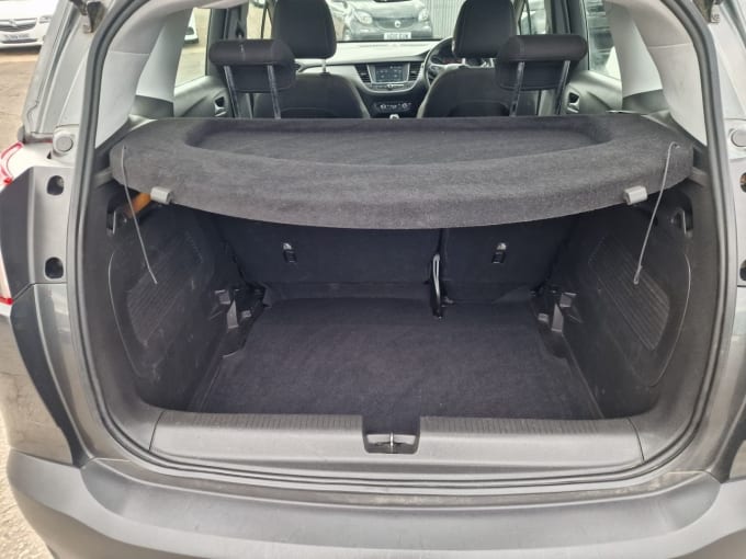 2025 Vauxhall Crossland X