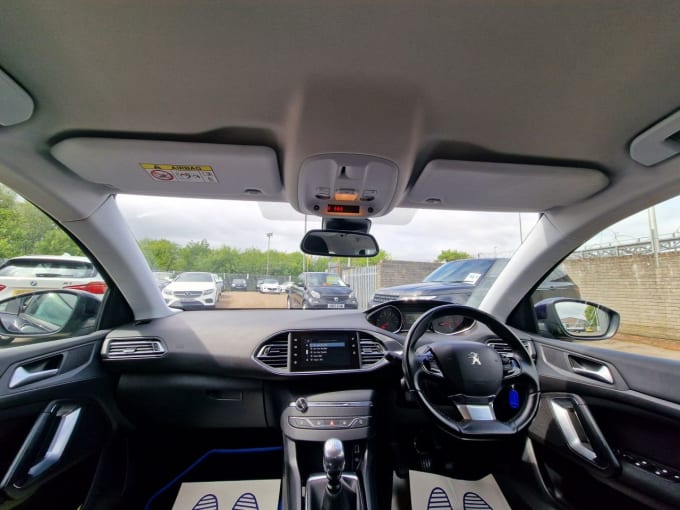 2025 Peugeot 308