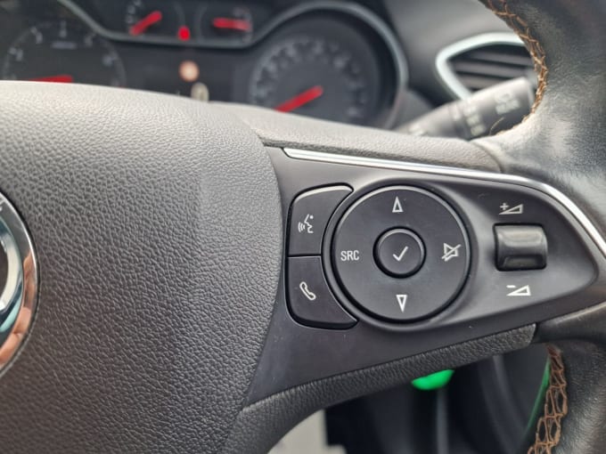 2025 Vauxhall Crossland X