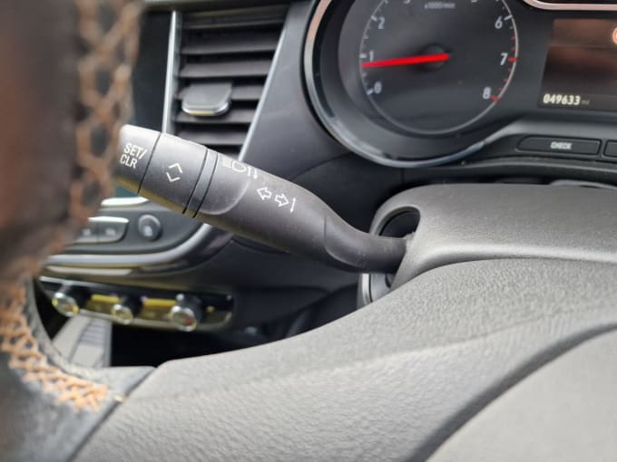2025 Vauxhall Crossland X