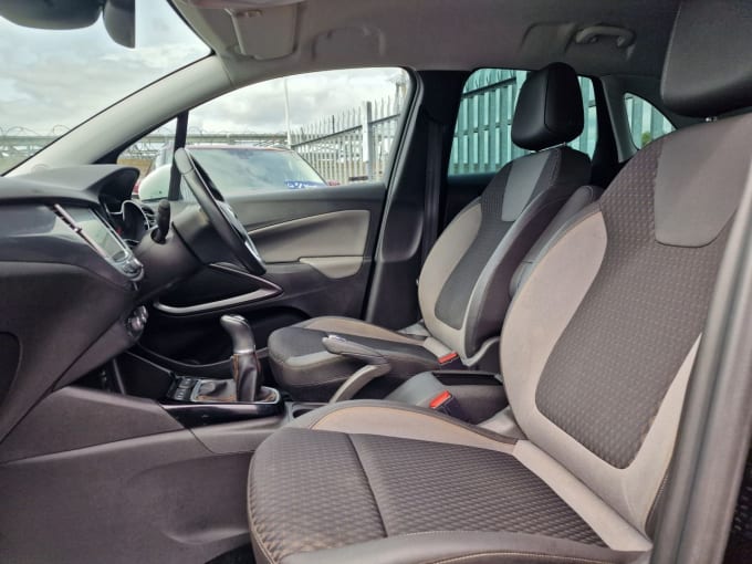 2025 Vauxhall Crossland X