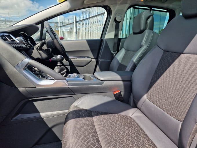2025 Peugeot 3008