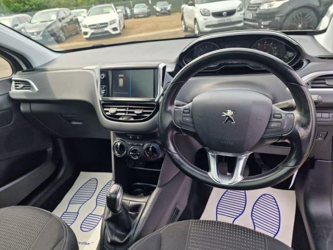 2025 Peugeot 208