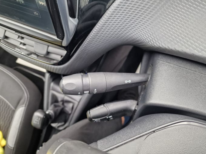 2025 Peugeot 208