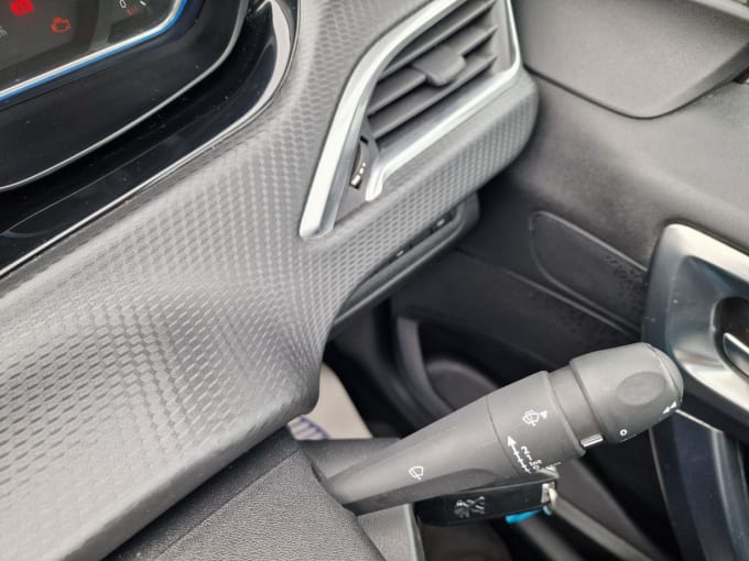 2025 Peugeot 2008