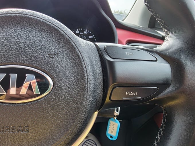 2025 Kia Rio