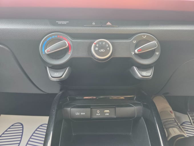 2025 Kia Rio
