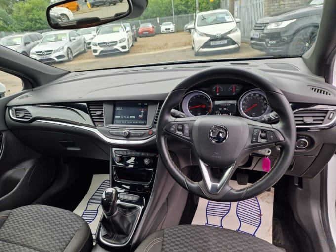2025 Vauxhall Astra