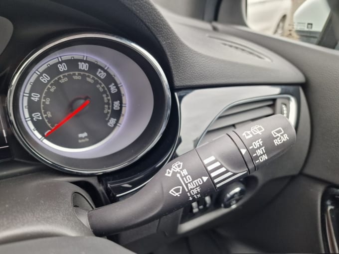 2025 Vauxhall Astra