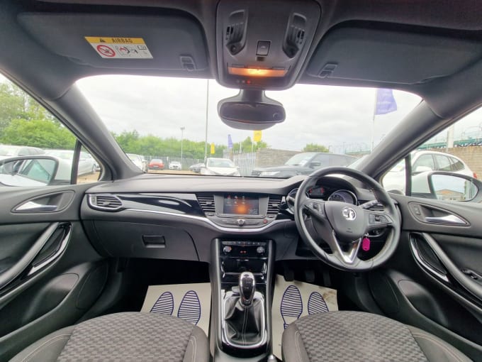 2025 Vauxhall Astra