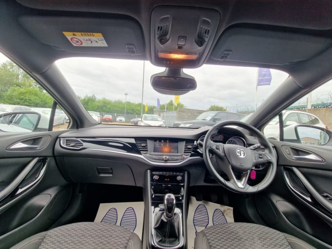2025 Vauxhall Astra