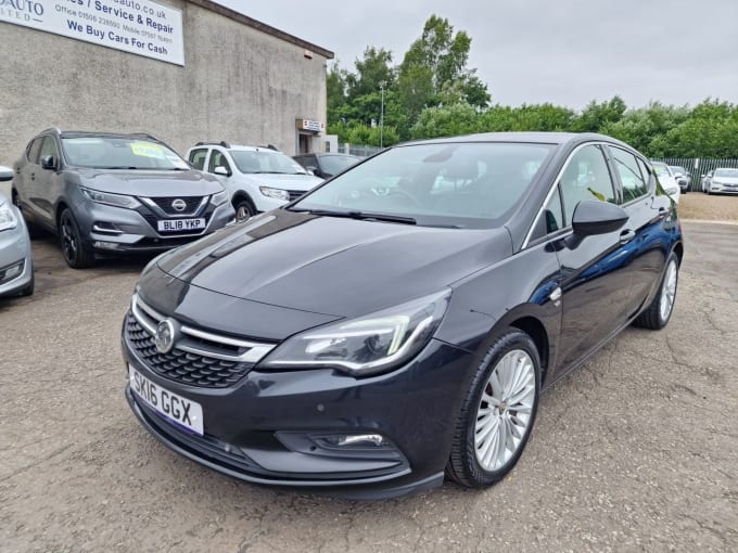 2025 Vauxhall Astra