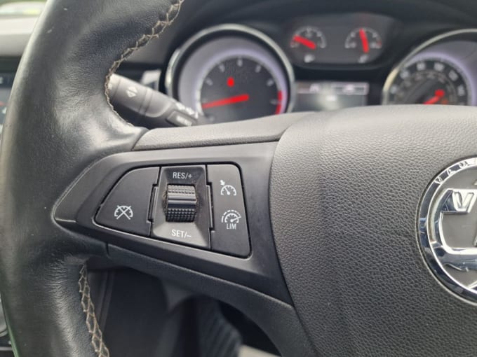 2025 Vauxhall Astra