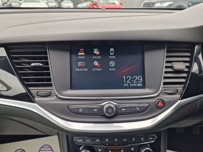 2025 Vauxhall Astra
