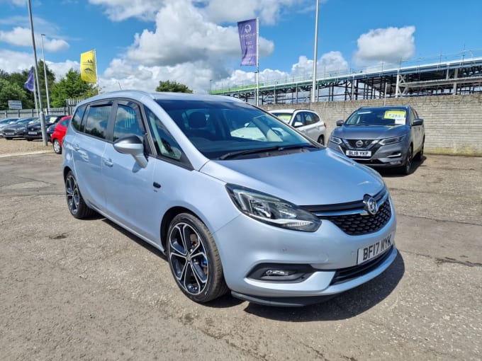 2025 Vauxhall Zafira Tourer