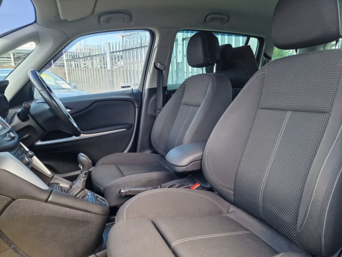 2025 Vauxhall Zafira Tourer