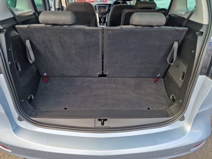 2025 Vauxhall Zafira Tourer