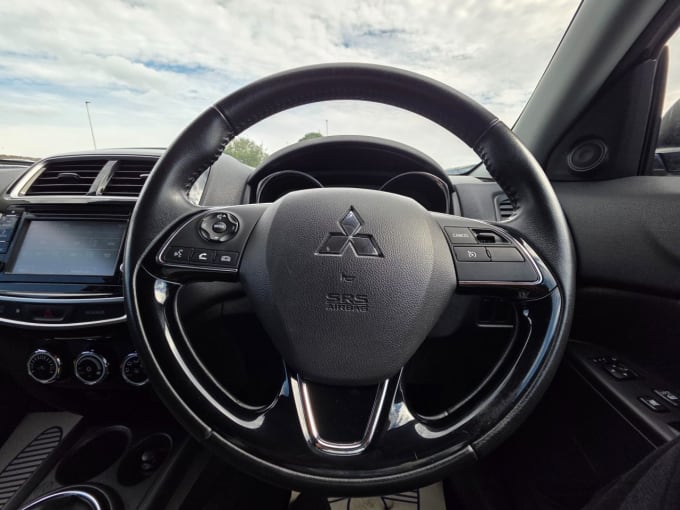 2025 Mitsubishi Asx