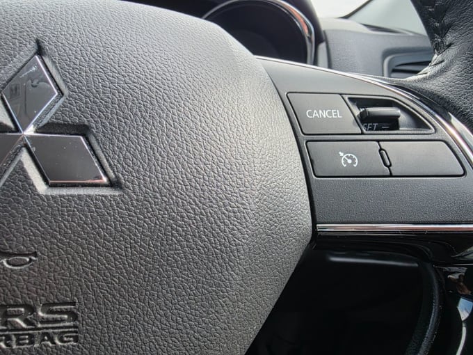 2025 Mitsubishi Asx