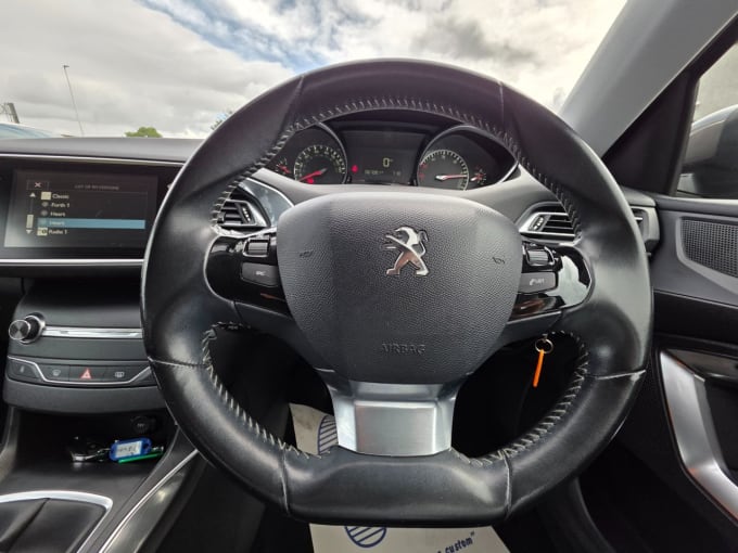 2025 Peugeot 308