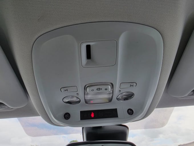 2025 Peugeot 308