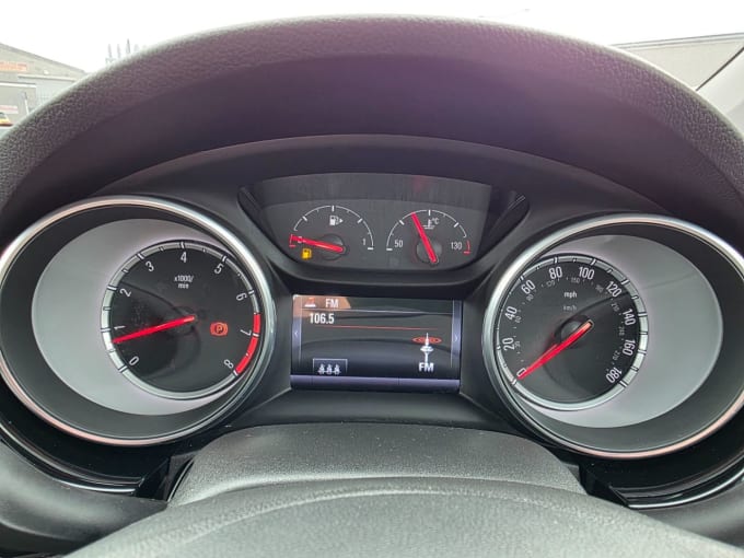 2025 Vauxhall Astra