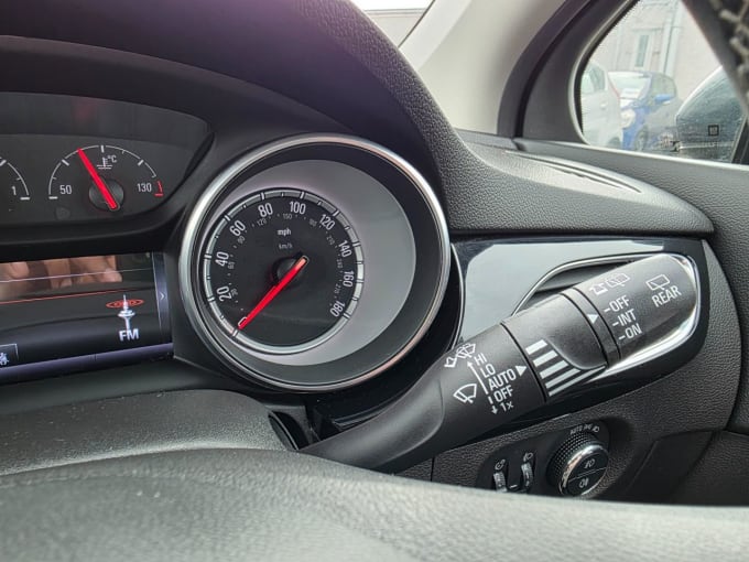 2025 Vauxhall Astra