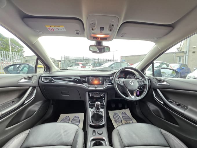 2025 Vauxhall Astra
