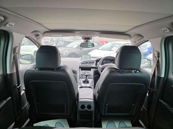 2025 Peugeot 3008