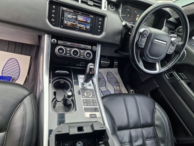2025 Land Rover Range Rover Sport