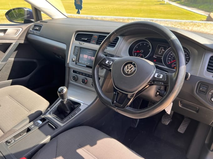 2025 Volkswagen Golf