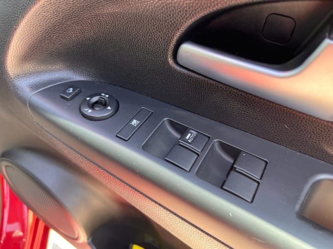 2025 Kia Venga