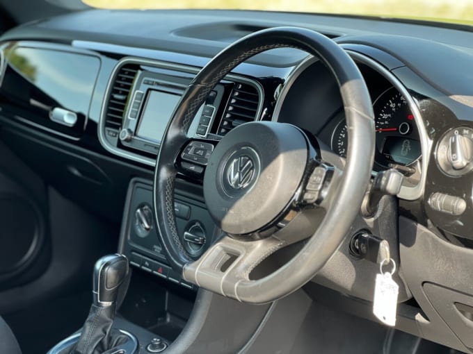 2025 Volkswagen Beetle