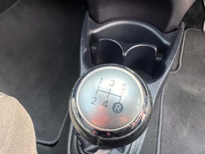 2025 Toyota Yaris