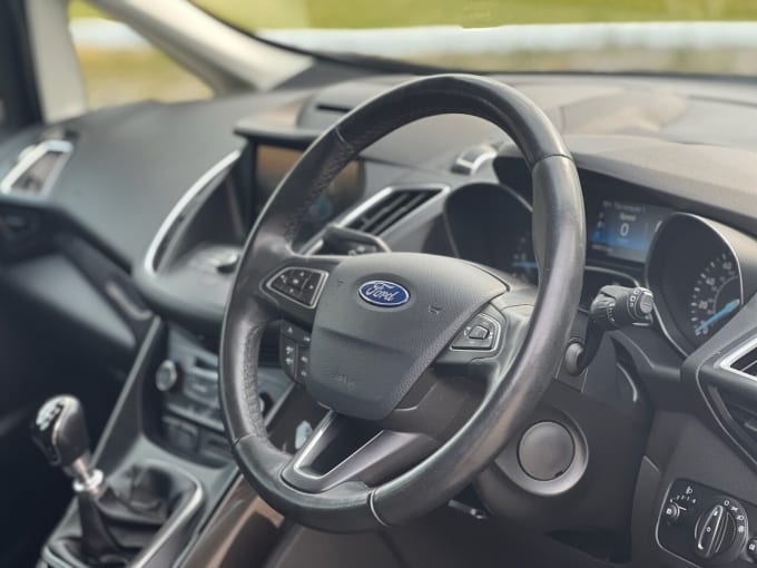 2025 Ford C-max